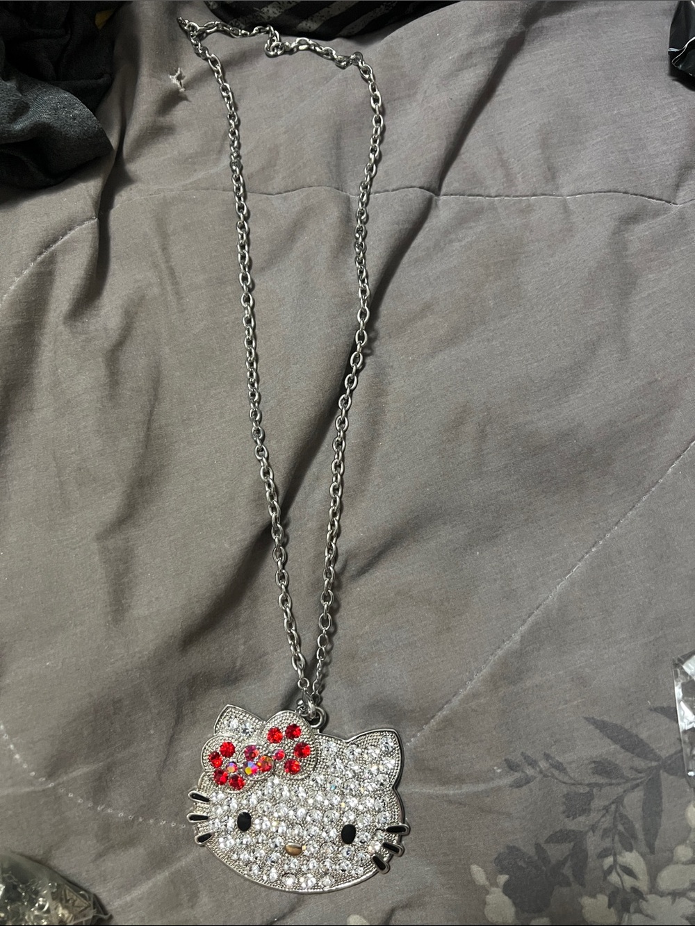 Hello Kitty Silver-tone Crystal Pendant Necklace with Red Bow- Vintage ( 2013 )